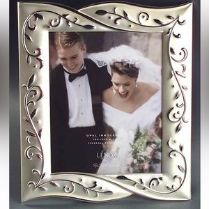 NEW LENOX Opal Innocence will fit 8” x 10” photo PICTURE FRAME